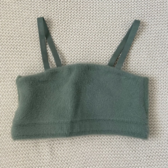 Gymshark x Whitney Simmons Eyelash Knit Bandeau - Picture 3 of 8